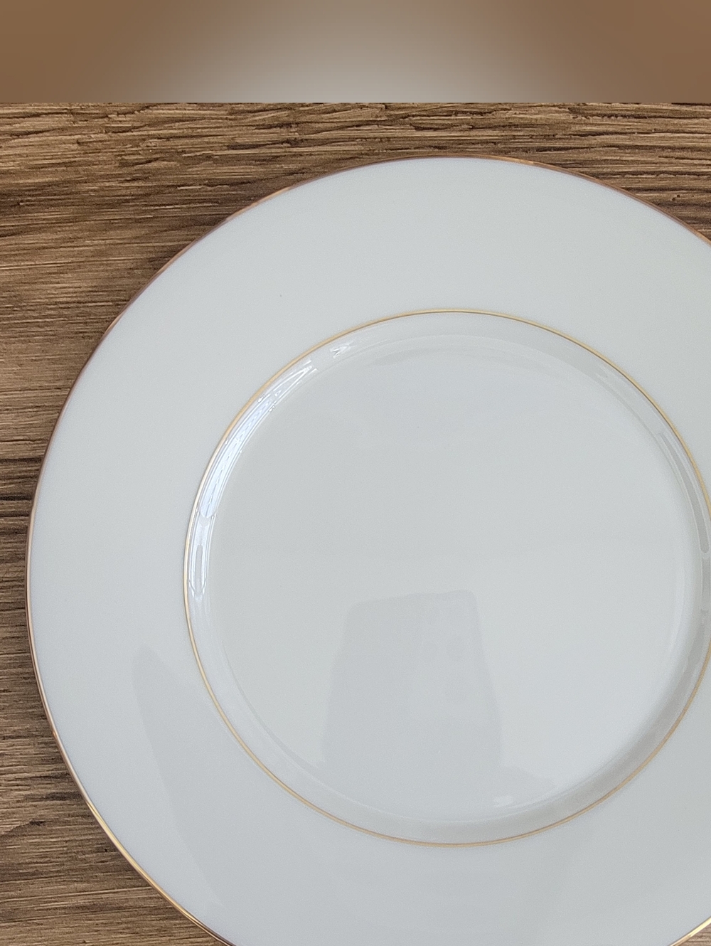 Lenox Hayworth Cosmopolitan Salad Plate with Gold Trim-NWT